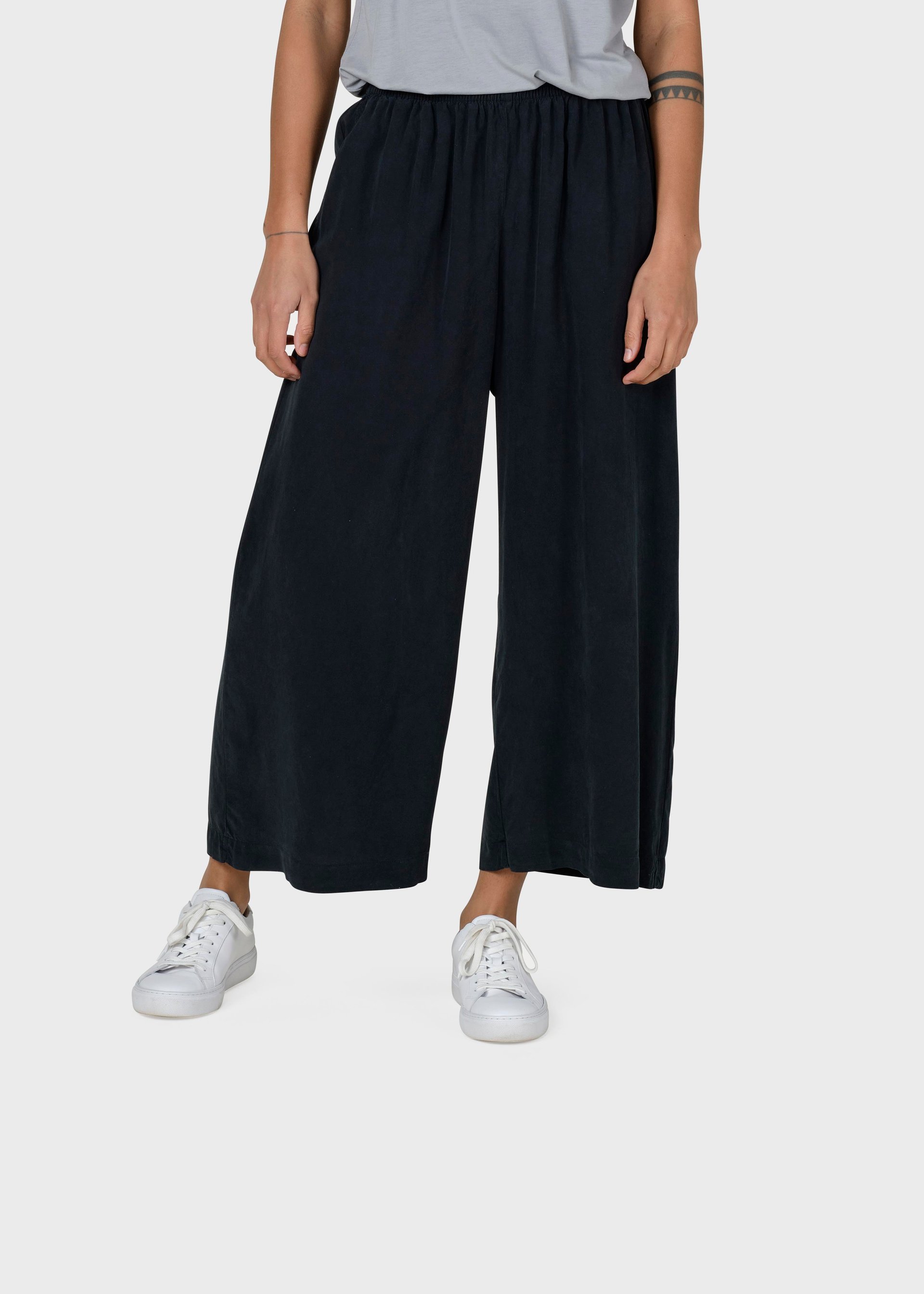 Klitmöller Collective Hose Leonora Aus Tencel Navy Klitmöller-Collective-Hose-Leonora-Aus-Tencel-Navy