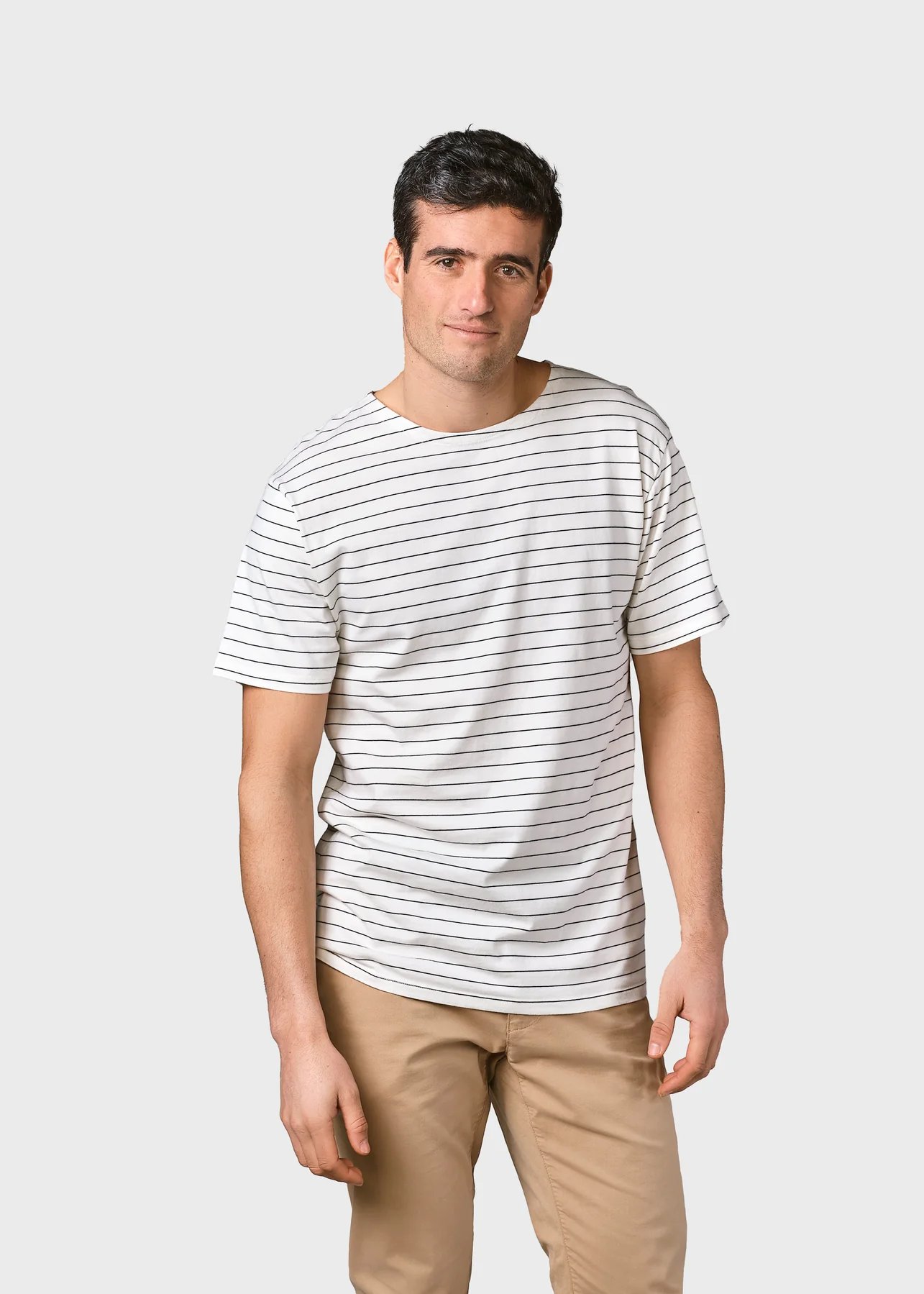 Klitmöller Collective T-Shirt Tom Cream/Navy Klitmöller-Collective-T-Shirt-Tom-Cream/Navy