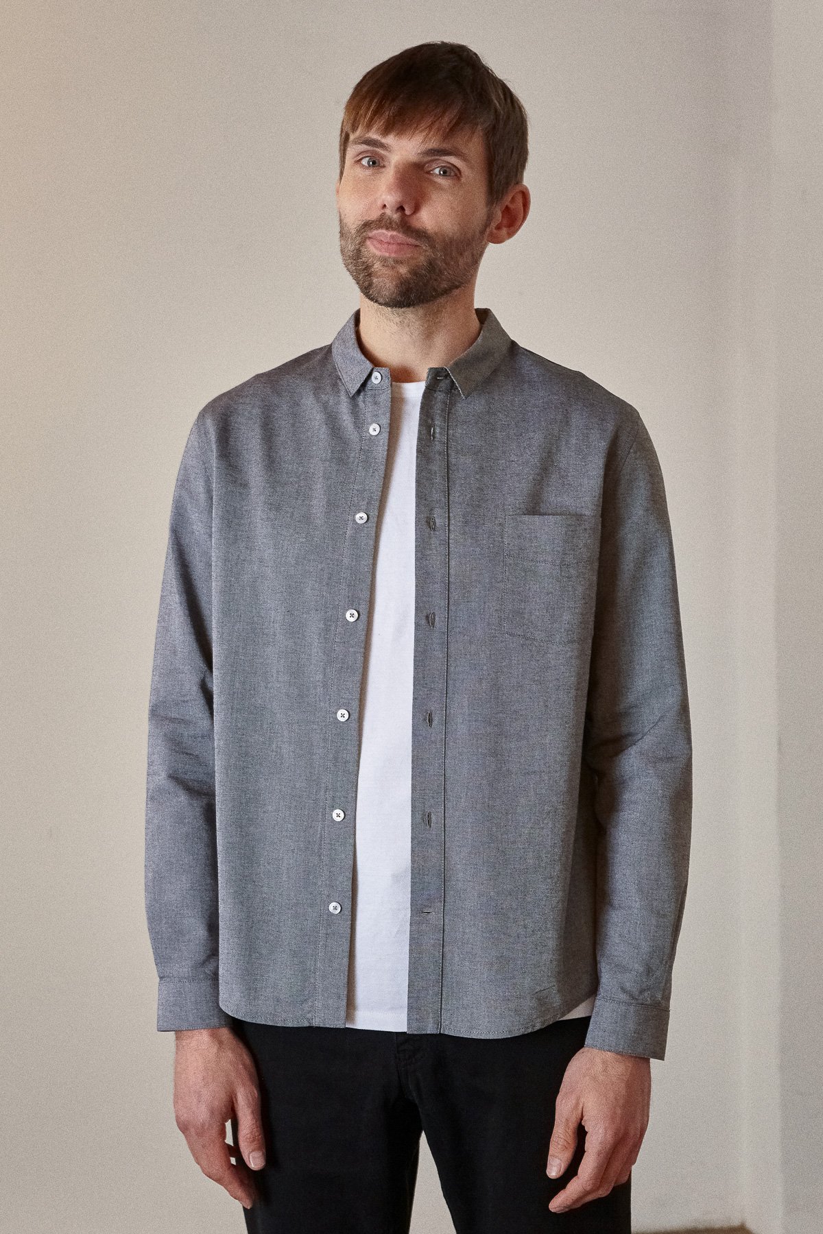 About Companions Hemd Simon Eco Oxford Grey About-Companions-Hemd-Simon-Eco-Oxford-Grey