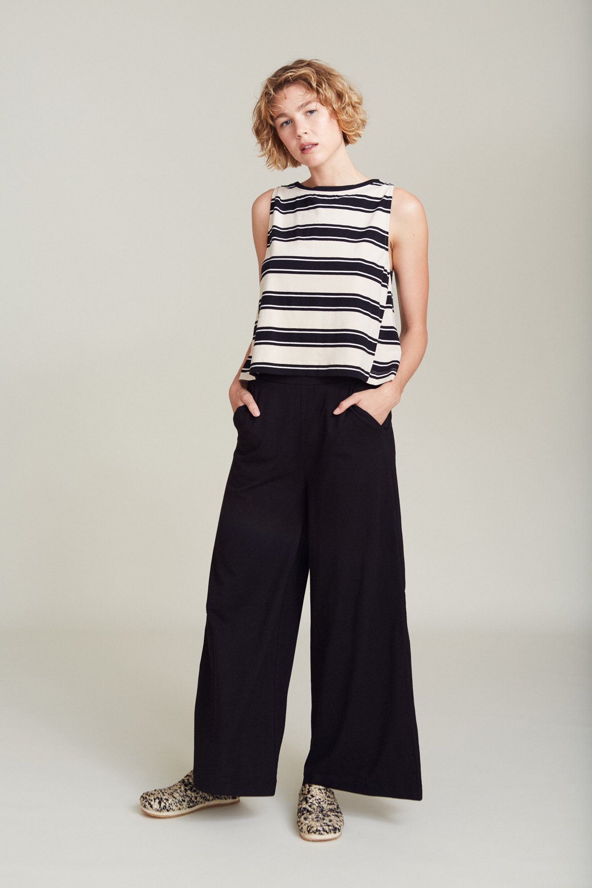 Suite-13-Hose-Palau-Black