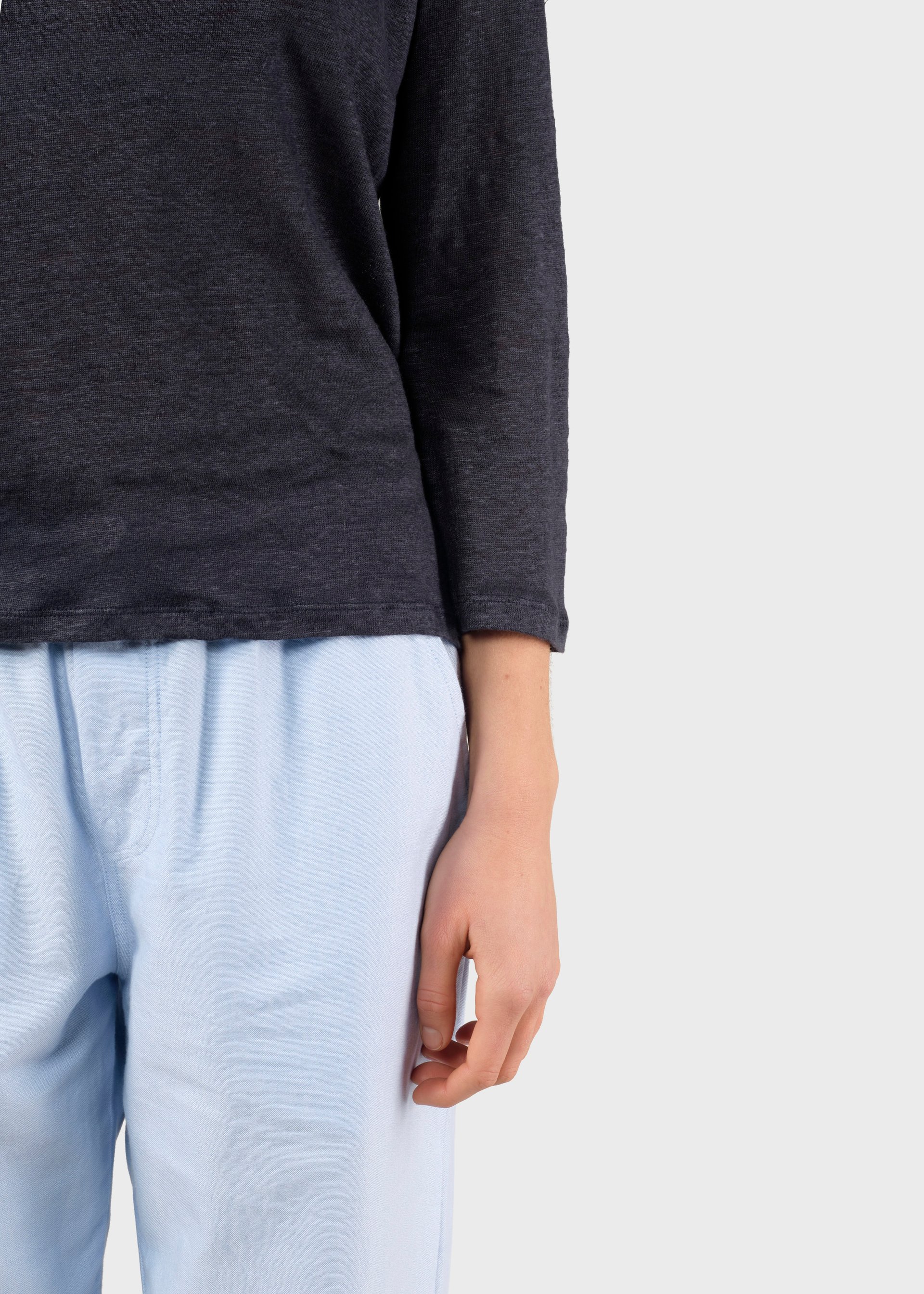 Klitmöller-Collective-Longsleeve-Gudrun-Aus-Leinen-Navy