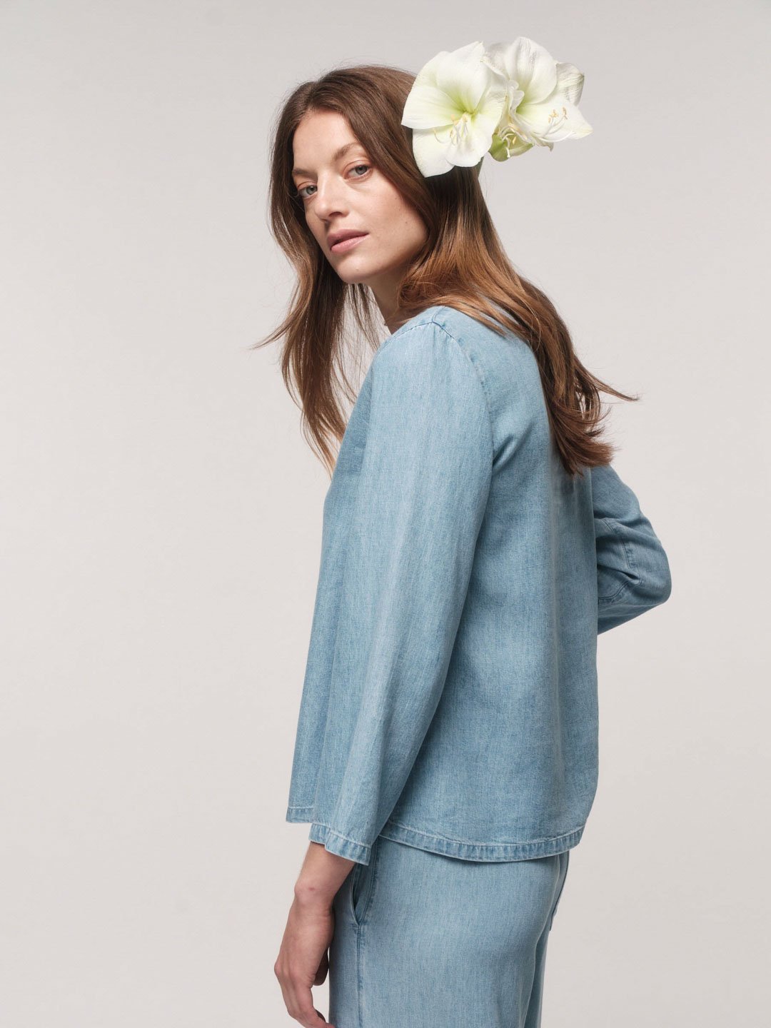 Lanius-Denimbluse-Light-Denim