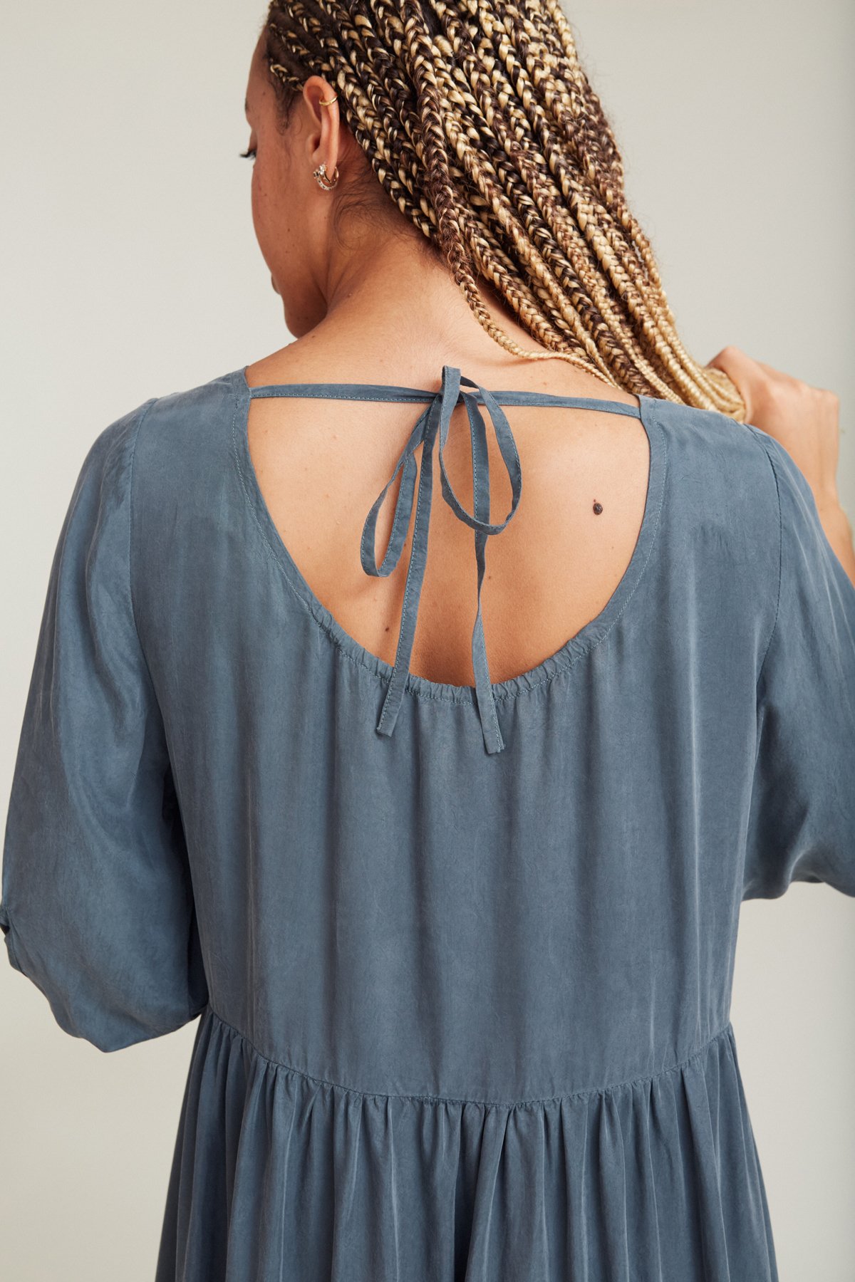 Suite-13-Maxikleid-Mallorca-Dusty-Green