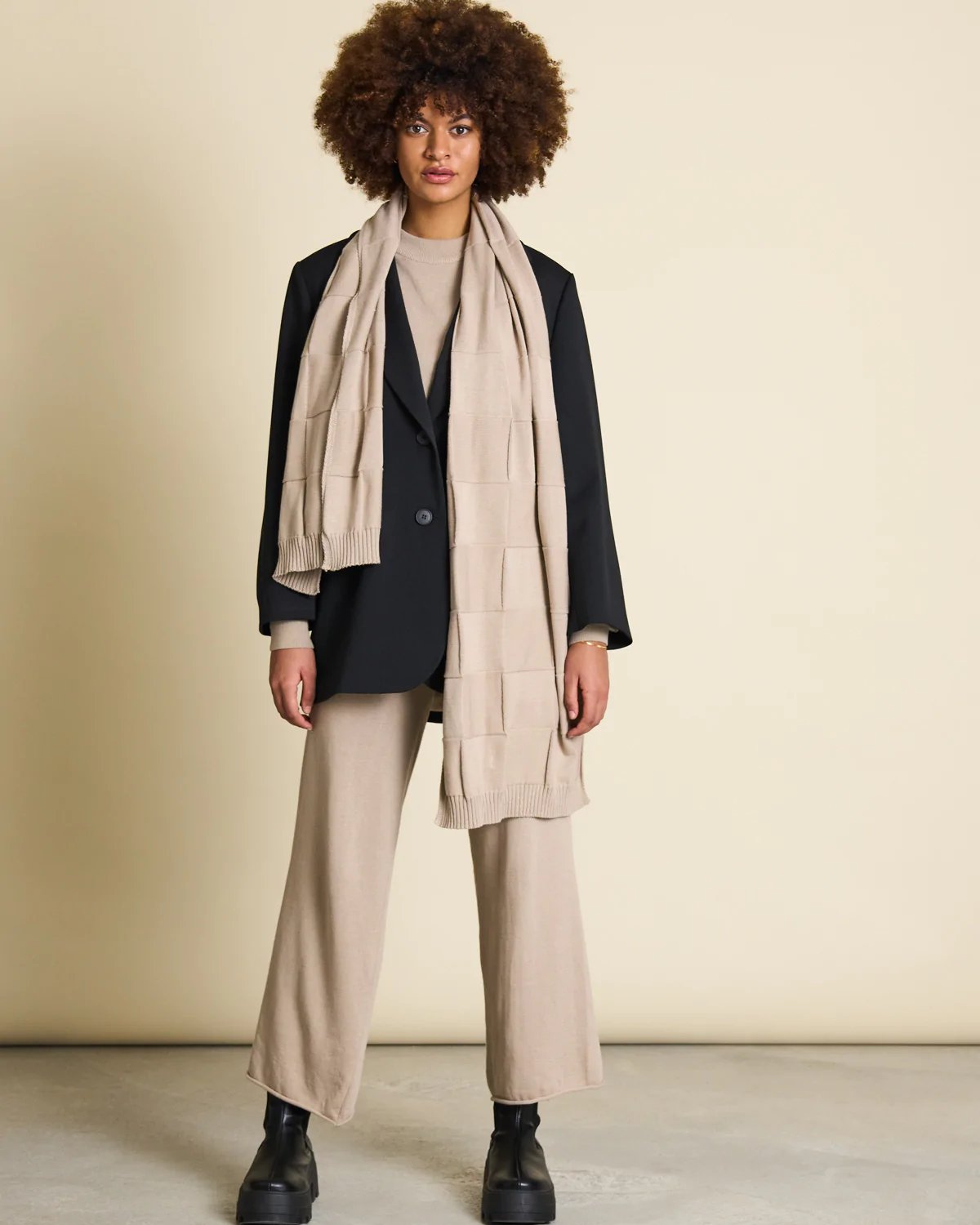 Jan N June Schal Venta 