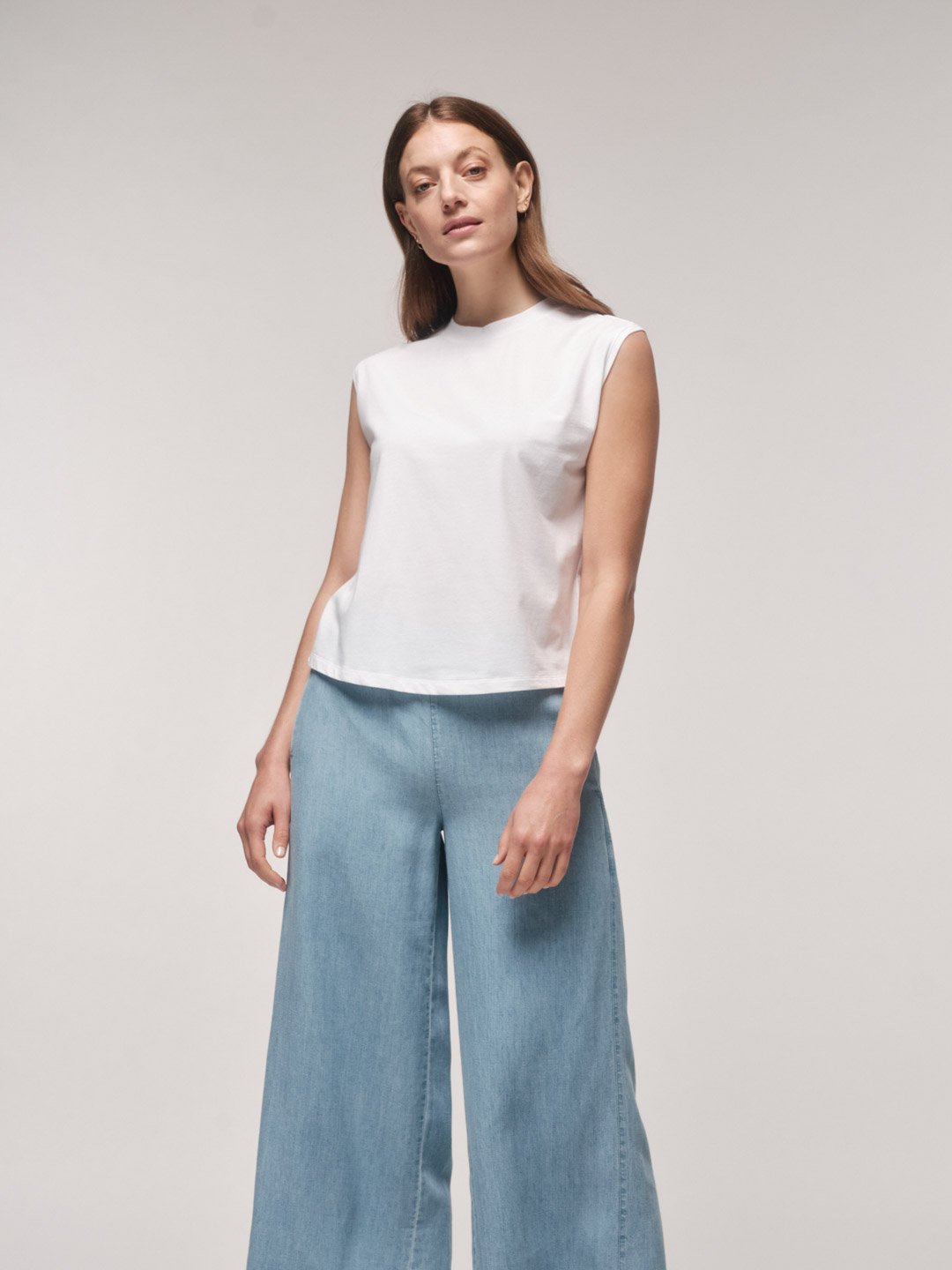 Lanius-Tanktop-Gots-White