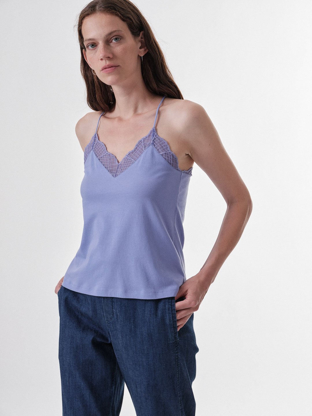 Lanius-Top-Mit-Grafischer-Spitze-Lavender