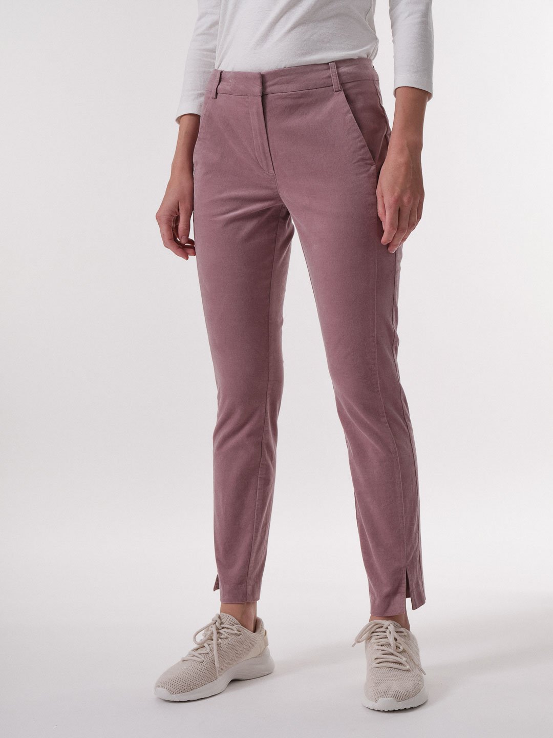 Lanius-Velvet-Hose--Powder-Berry